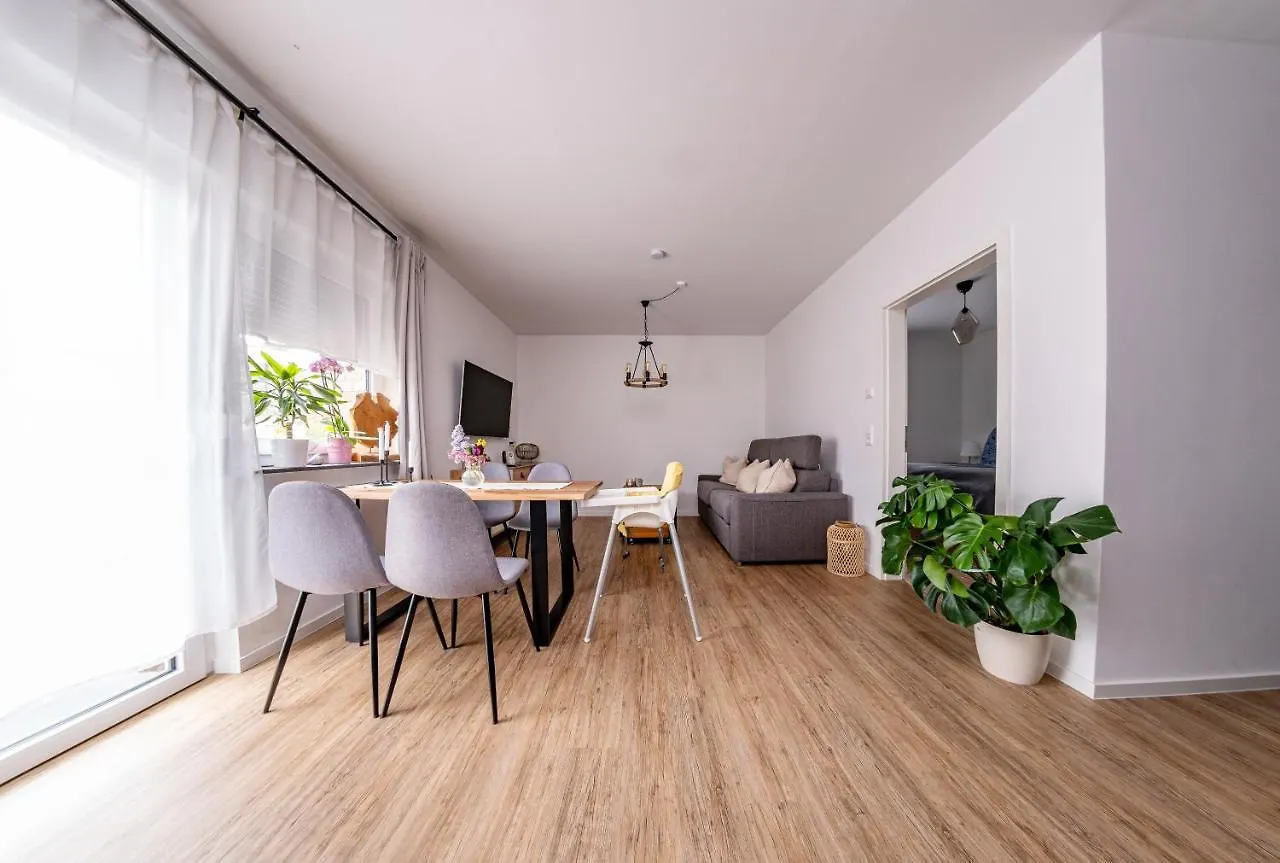 Ferienwohnung Leipzig- Hirschfeld Apartments